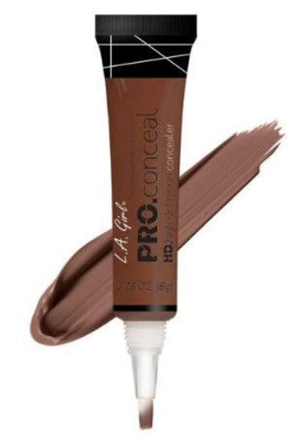 LA Girl Pro Concealer in Mahogany offers creamy, long-wearing coverage for deep skin tones, perfect for flawless, radiant skin.