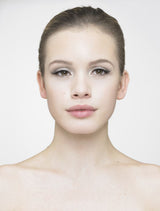 High-quality Eylure Lengthening Starter Kit 118 lashes for a natural, fluttery look; ideal for daily use and special occasions.