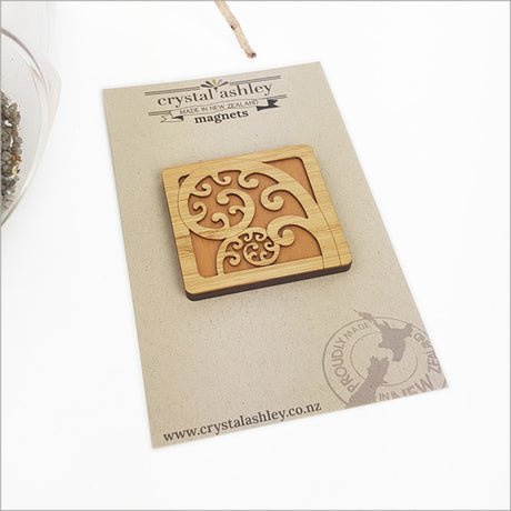 Kiwiana Rectangle Frond Magnet (59mm) made from NZ Rimu and bamboo, showcasing a unique frond design for decor.