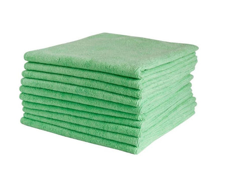 Green microfibre cleaning cloths, 400mm x 400mm, 300gsm, perfect for effective dusting and deep cleaning surfaces. Carton of 50.