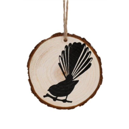 Kiwiana 6cm tree slice art featuring a beautifully designed Fantail bird, perfect for home decor and nature lovers.