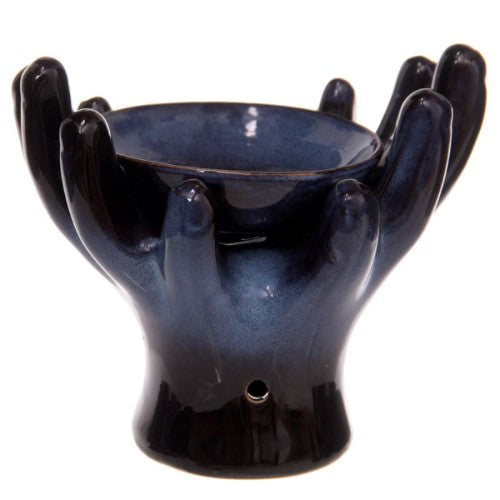 Ceramic oil burners with open hands design, 14cm tall, perfect for aromatherapy and creating a warm atmosphere. Set of 2.