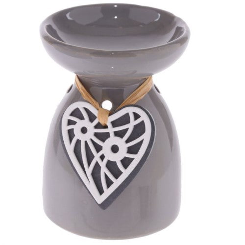 Set of 2 ceramic oil burners, 11.5cm high, with unique wooden heart design for a cozy, aromatic ambiance.