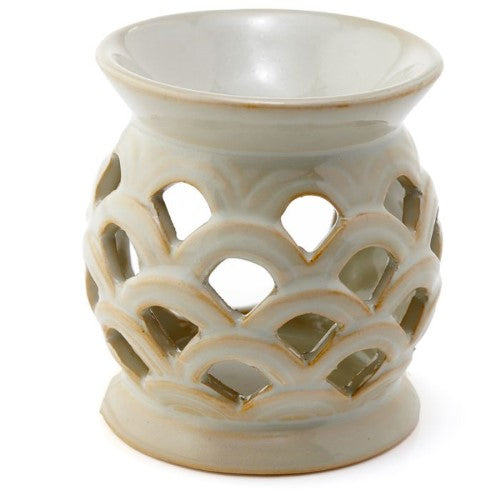 Set of 3 ceramic oil burners with scallop cut-out designs, perfect for enhancing ambiance with essential oils.