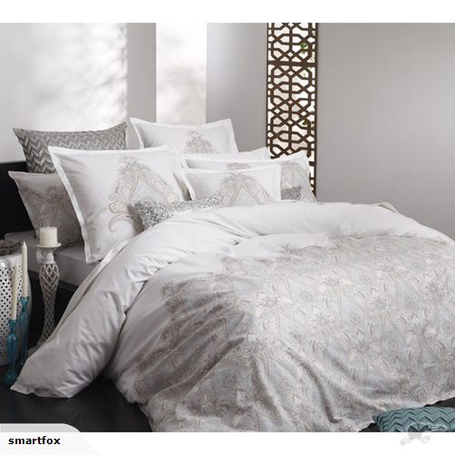 Elegant Palisades White European cushion cover, 65x65 cm, ideal for enhancing home decor with a chic, minimalist style.
