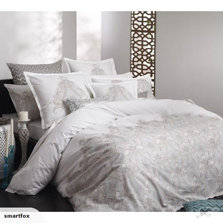 Elegant Palisades White European cushion cover, 65x65 cm, ideal for enhancing home decor with a chic, minimalist style.