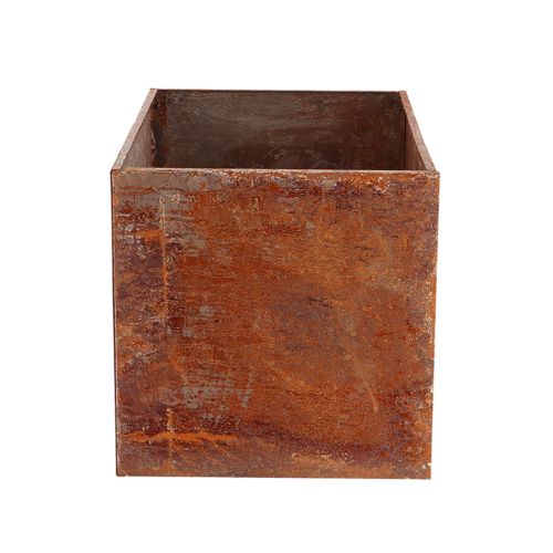 Corten steel rectangular planter (60x40x40cm) with rust finish, ideal for vibrant outdoor plant displays.