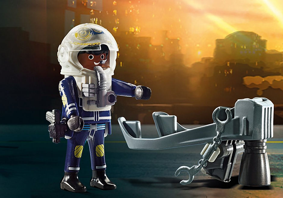 Playmobil Police Jet Pack with Boat set featuring a police figure, jet pack, and a detailed boat for imaginative rescue missions.