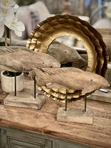 Charming 32cm wooden fish decor, perfect for coastal themes and enhancing any living space with natural elegance.