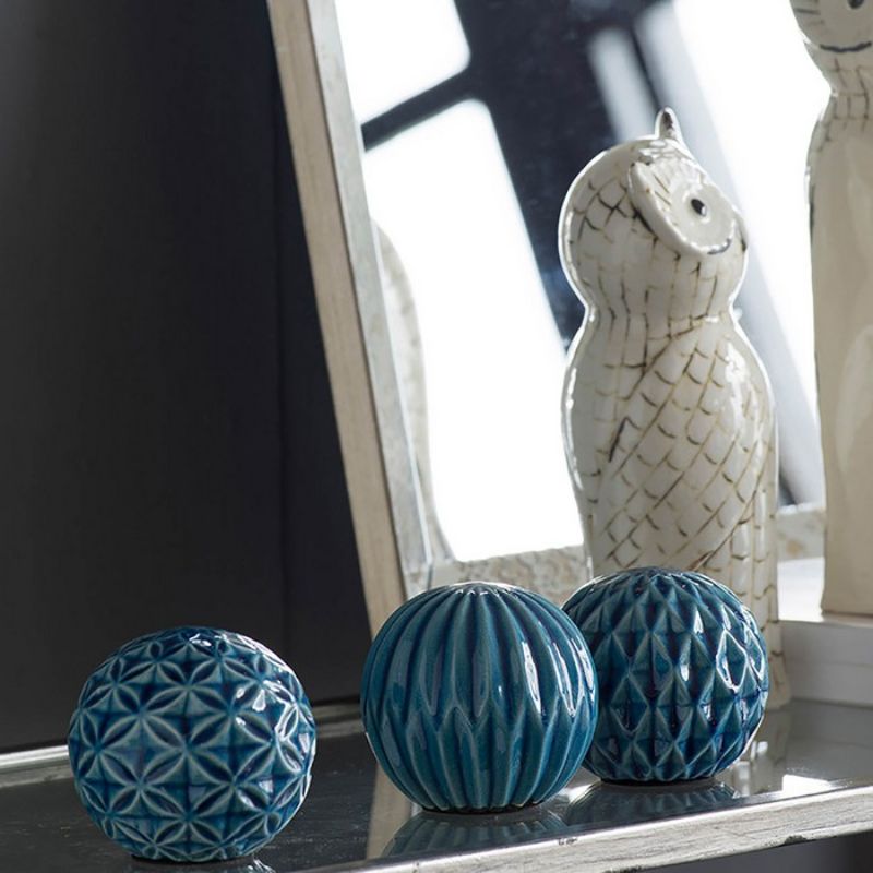 Set of 3 blue marbleised ceramic balls, each showcasing unique patterns for elegant home decor and creative arrangements.