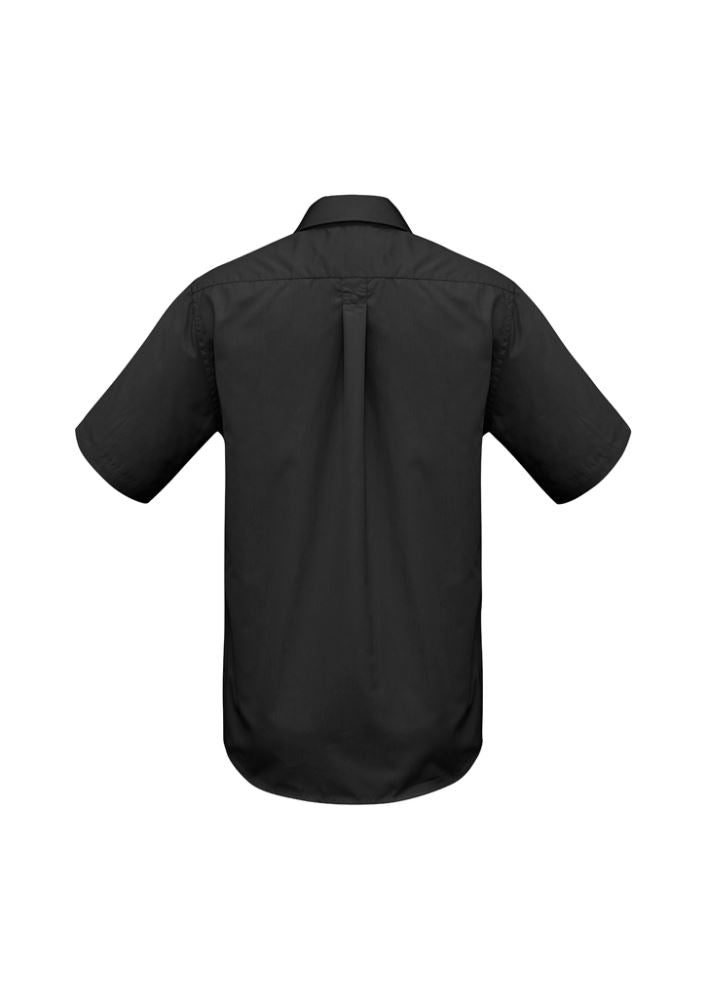 Men's 2XL black short sleeve shirt, made of soft polyester-cotton blend, featuring a chest pocket for versatile style.