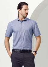 Stylish silver Mens Jagger Shirt in 3XL, featuring modern collar, chest pocket, and wrinkle-resistant fabric.