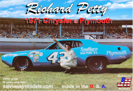 1/25 scale diecast model of Richard Petty's iconic 1971 Plymouth, capturing Daytona 500 winning details and vibrant colors.