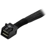 Internal Mini-SAS cable, 1m, connecting SAS/SATA adapters to backplanes with high-speed data transfer rates.