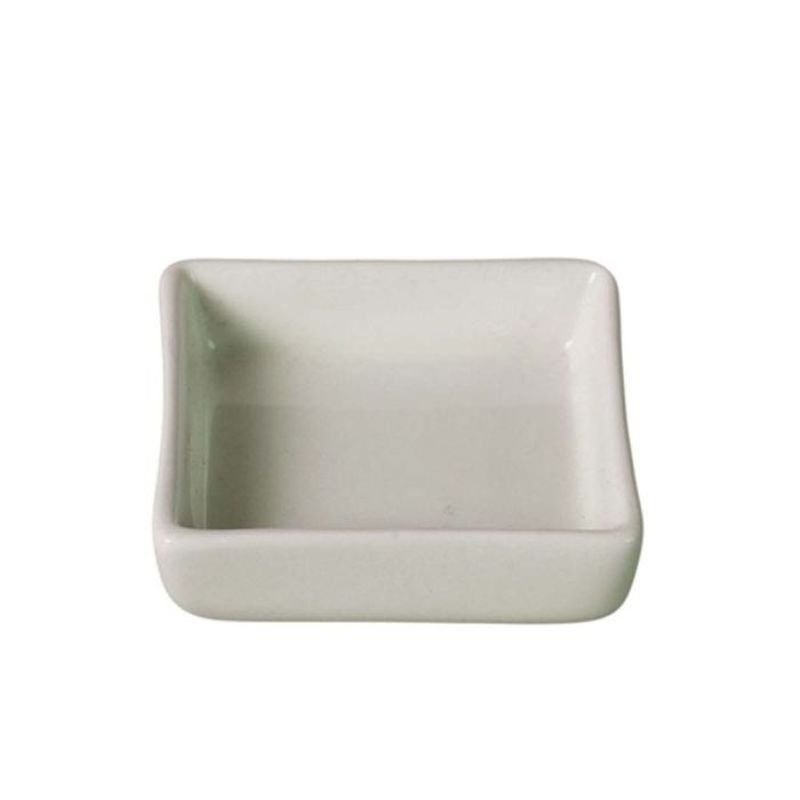 Stylish 6.2cm porcelain condiment dish, perfect for serving dips, sauces, and small treats at meals or gatherings.