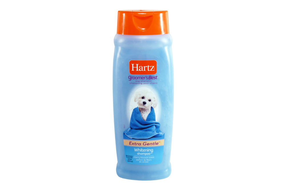 Hartz Whitening Shampoo 532mL, enhances light coats, combats discoloration, with a cherry blossom scent for radiant shine.