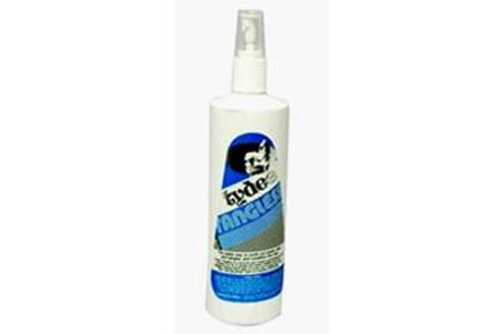 Vet Remedies Tangless Grooming Aid 500mL for pets, a creamy, no-residue detangler for a smooth, shiny coat.