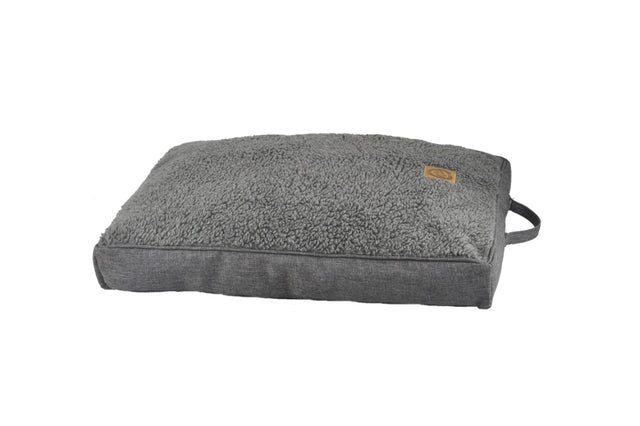 Cozy Sherpa Cushion dog bed for small dogs, 75x50x6cm, with soft fleece, non-slip bottom, and removable, washable cover.