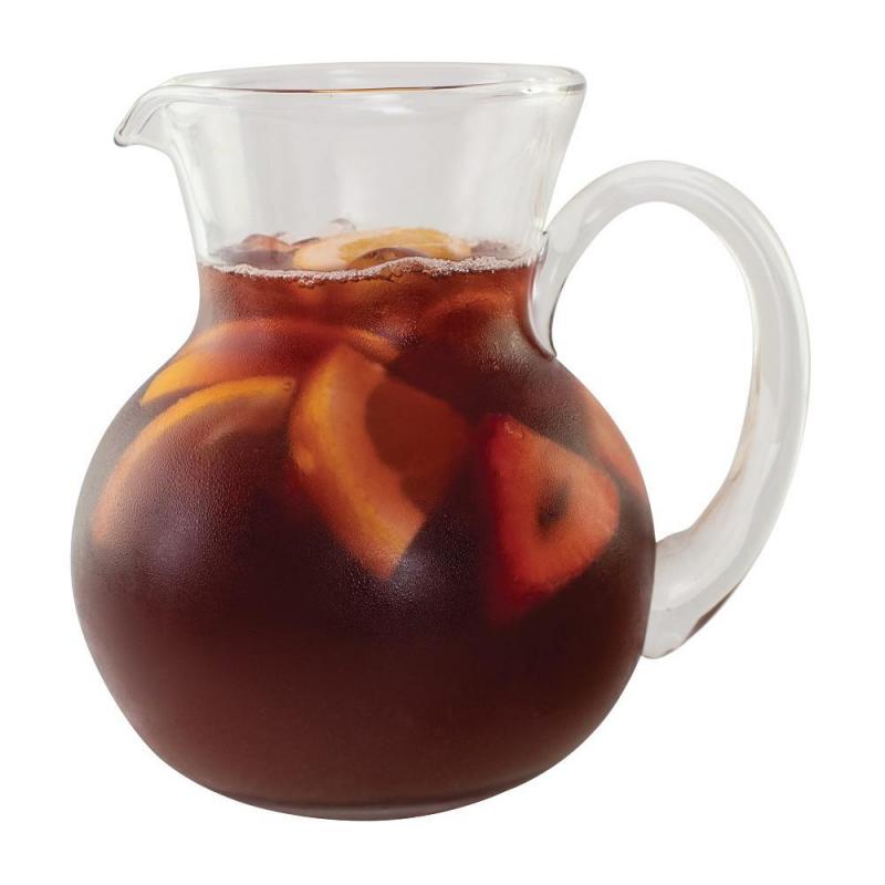 Elegant 1.5L glass water jug with ergonomic handle, perfect for serving infused beverages at gatherings.