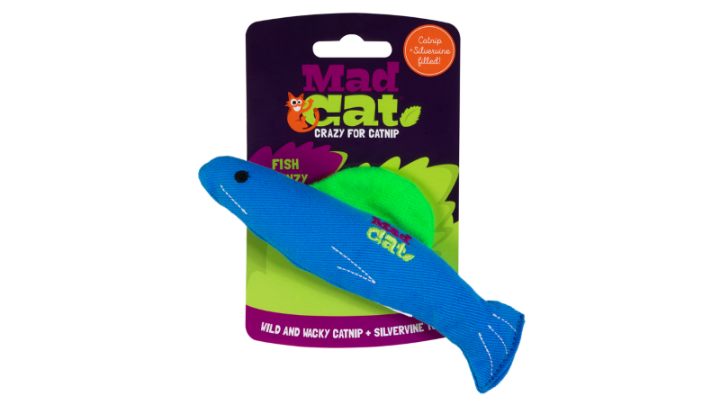 Interactive fish-shaped cat toy filled with catnip and silvervine, measuring 17.4cm, perfect for playful engagement.