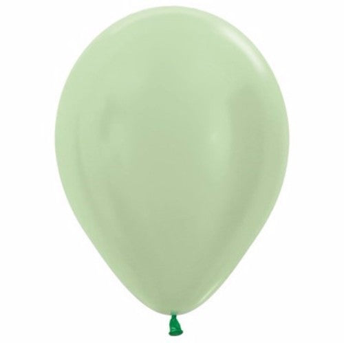 Pack of 100 Pearl Satin Green balloons, 30cm, ideal for elegant celebrations and decorations. Perfect for any event.