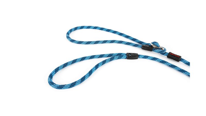 Light blue ED Luca dog leash with robust climbing rope, non-rust metal slider, and quick slip-on fitting for easy use.