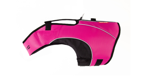 Stylish pink dog collar with ergonomic fit, durable materials, and reflective details for safety and comfort.