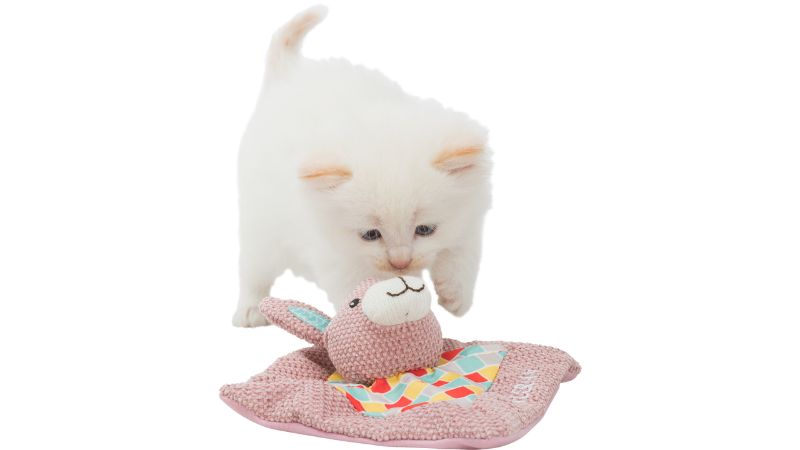 Soft 13cm plush bunny toy for cats, infused with valerian to stimulate playfulness and provide comfort.