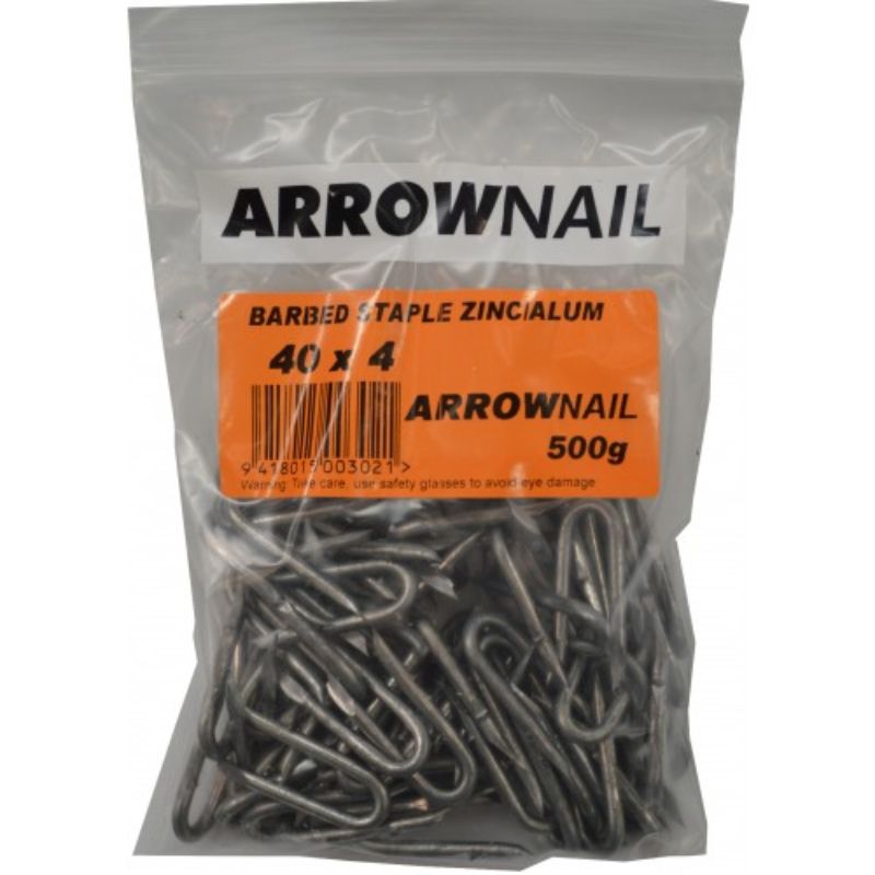 Galvanized barbed staples, 40mm x 4.0mm, designed for secure fencing wire fastening, ideal for farms, 500g pack.