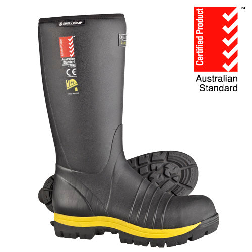 Men's Quatro Size 11 safety gumboots with insulated foam, UV resistant shell, and oil/electrical hazard protection.