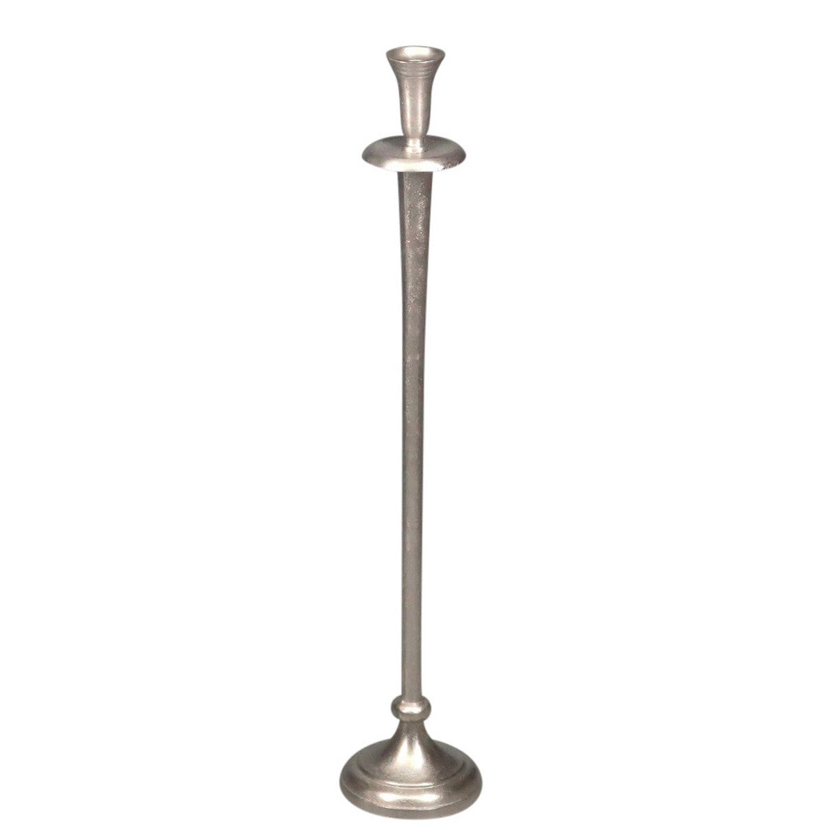 Medium round aluminium silver candle holder, elegantly designed to enhance living spaces and complement various decor styles.