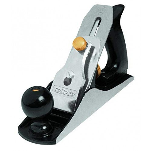 High-quality Truper No. 4 steel hand plane with durable carbon steel blade, gray iron body, and comfortable wooden grip.