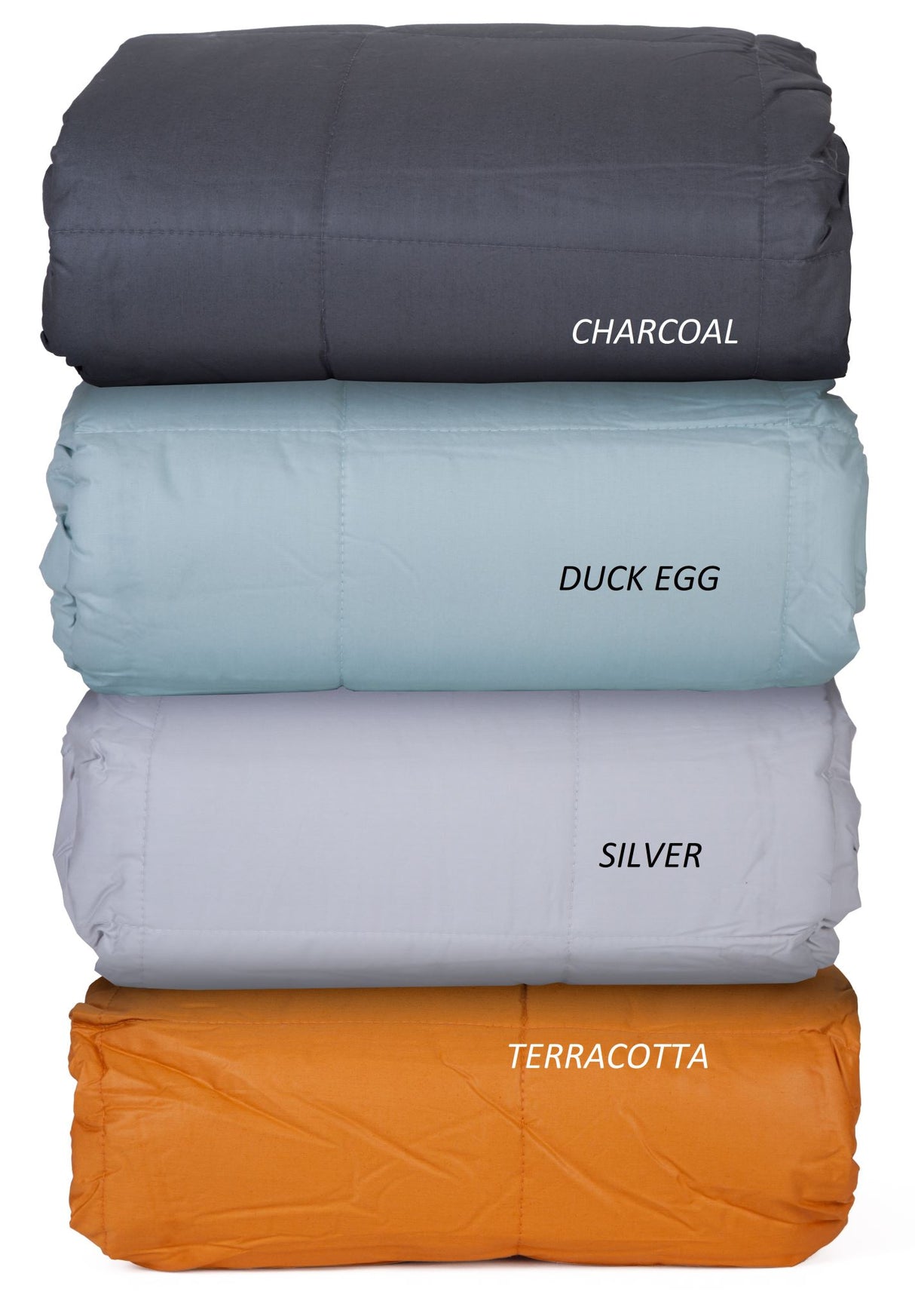 Plush 230x230cm Café Blanket in 100% cotton with hypoallergenic down alternative fill, machine washable for easy care.