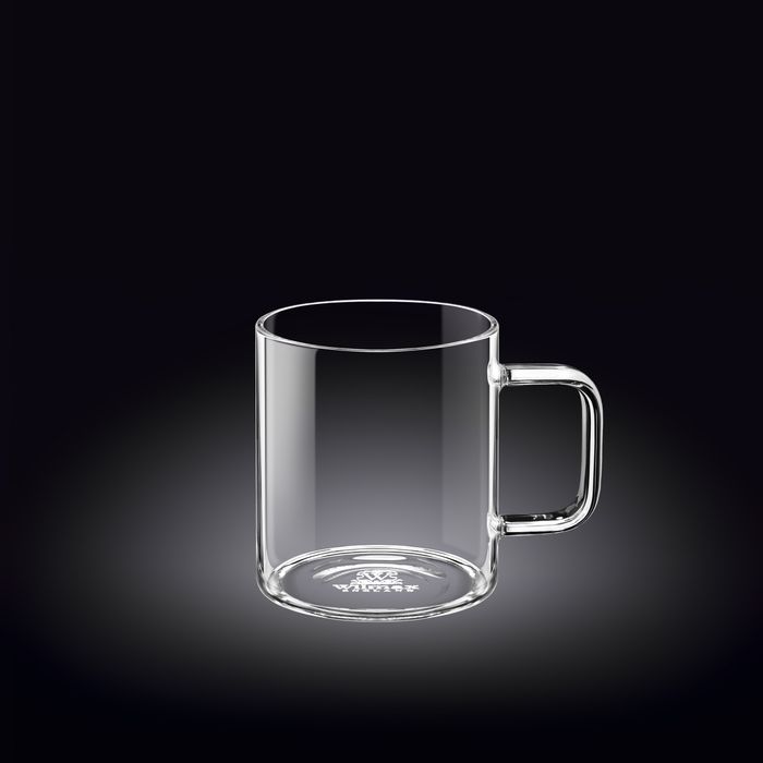 Elegant 250ml thermo borosilicate glass cup, perfect for hot and cold beverages, showcasing beauty and sophistication.