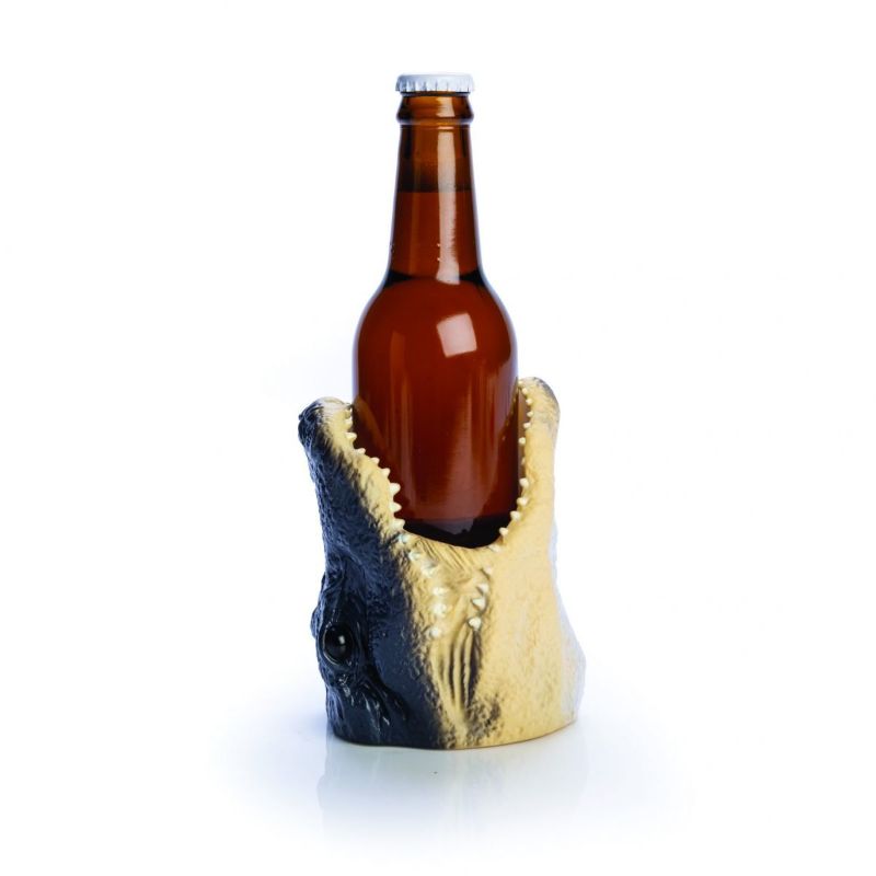 Crocodile-shaped can cooler with realistic details, designed to keep drinks cold and spark conversations at gatherings.
