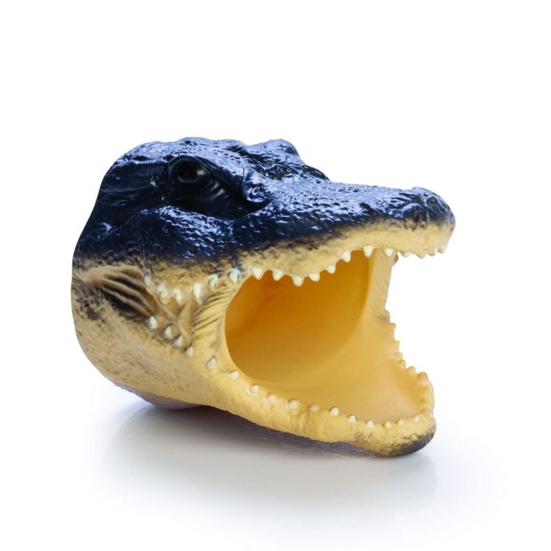 Crocodile-themed can cooler featuring realistic textures, perfect for keeping drinks chilled at parties and gatherings.
