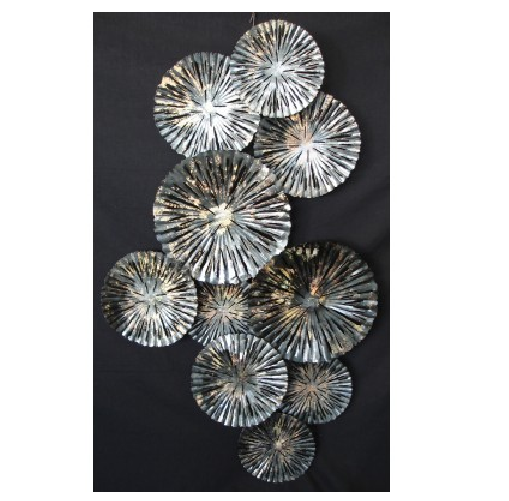 Stunning silver metal wall art, 140cm tall and 84cm wide, ideal for adding color and character to any space.