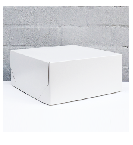 Sturdy white gift box set of 10, measuring 356 x 356 x 178mm, perfect for elegant gift presentation and versatile storage.