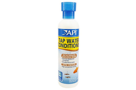 API Tap Water Conditioner 237mL bottle for detoxifying tap water, safe for all aquarium life, treats up to 17,879 liters.