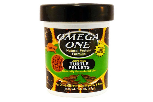 Omega Turtle Pellets Juvenile 42g, nutrient-rich food for baby turtles, featuring 2.5mm easy-to-digest pellets.