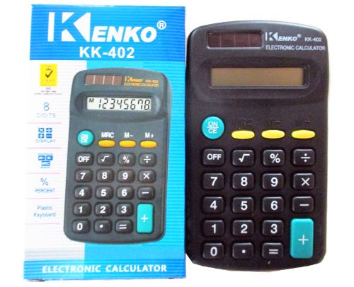 Set of 3 portable calculators (6 x 11 cm) with clear displays, ideal for students and professionals for quick calculations.