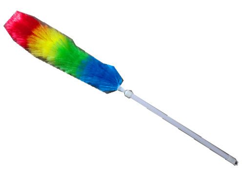 Extendable 108cm duster with soft microfiber head, perfect for high dusting and reaching hard-to-access areas.