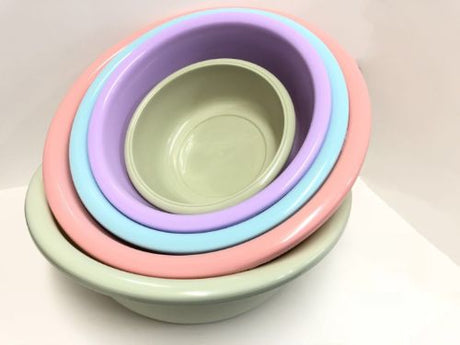 Set of four 30cm versatile basins, perfect for serving meals, lightweight, stylish, and dishwasher safe.