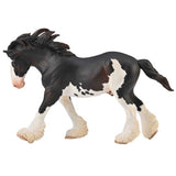 Hand-painted CollectA Clydesdale Stallion Black Sabino XL figurine with striking white spots and bushy white leg hair, 19 cm tall.