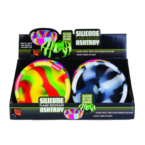 Set of 6 glow-in-the-dark silicone ashtrays, durable and stylish for cigarettes, cigars, and pipes.