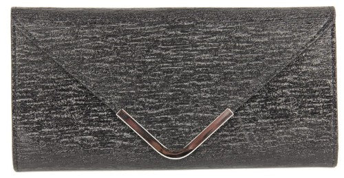 Chic black envelope clutch bag, perfect for evening events, featuring a detachable shoulder strap and compact design for essentials.