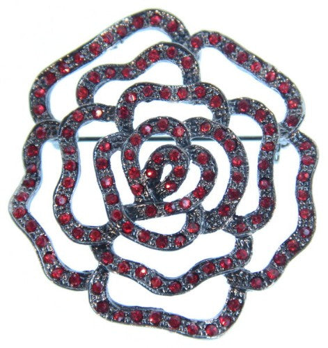 Elegant red crystal rose brooch, perfect for special occasions and everyday flair, adding a touch of beauty to any outfit.