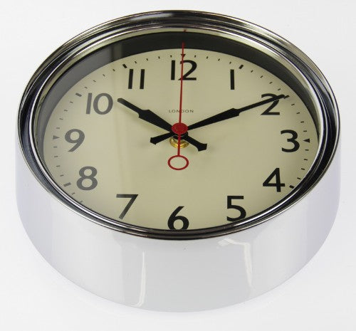 Dallas Clock in silver, 22cm, featuring a minimalist design and Young Town movement for accurate timekeeping.