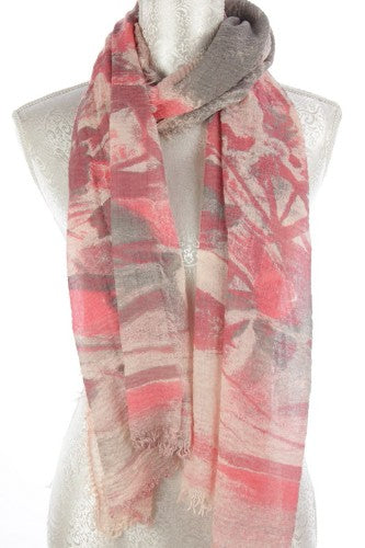 Abstract multi scarf in peach, 45x185cm, soft 20% cotton and 80% viscose, featuring a unique abstract design for versatile styling.