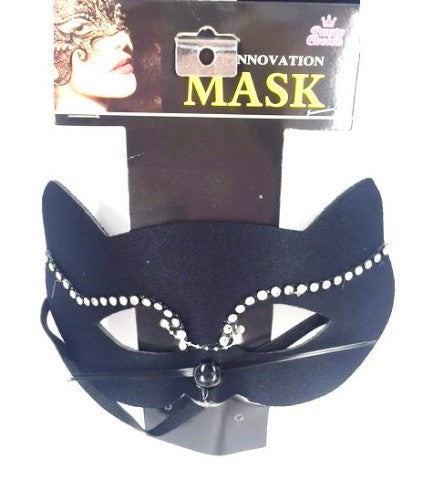 Elegant Cat Lady mask with diamante detailing, perfect for parties and a chic addition for cat lovers. Size 21 x 11cm.